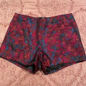 Detailed Shorts